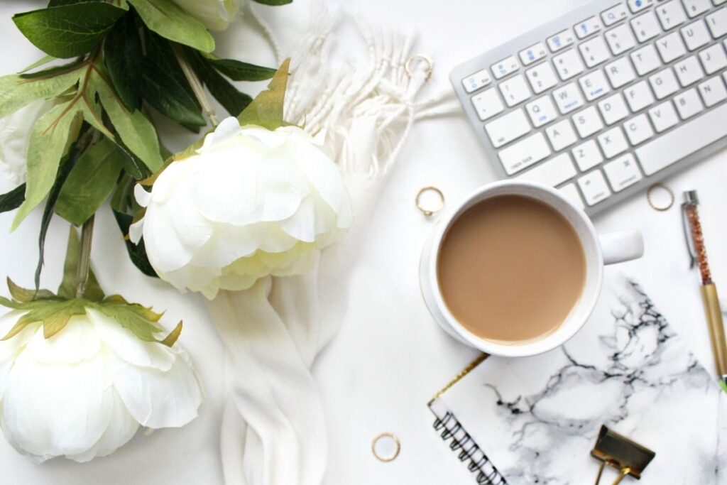 Móveis ergonômicos e ferramentas digitais no home office – guia completo para trabalhar em casa e viver bem
